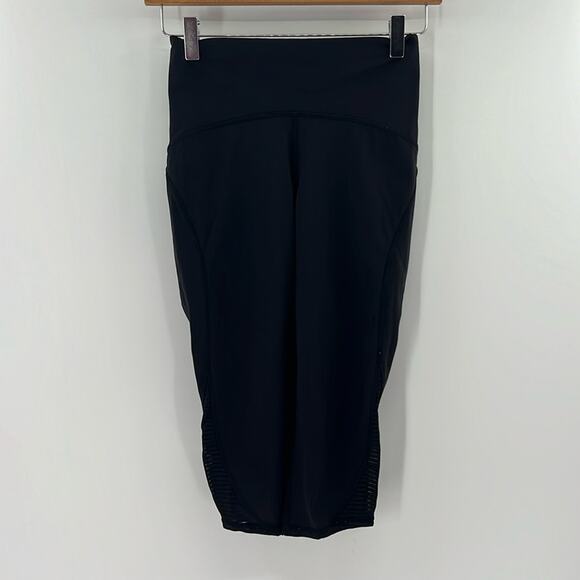 lululemon athletica Pants - Lululemon Women's Lean In Crop (17") - Black - 4